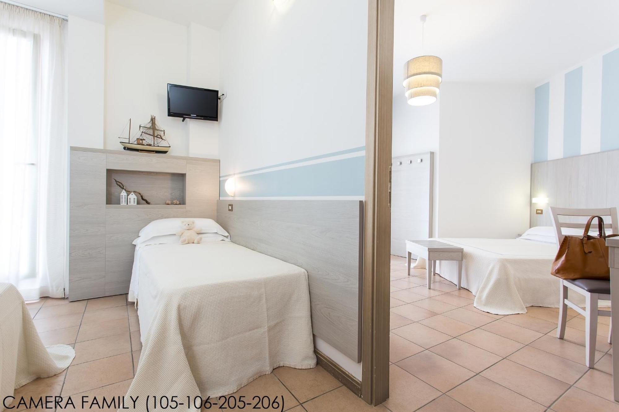 Hotel Roxy & Beach Cesenatico Dış mekan fotoğraf