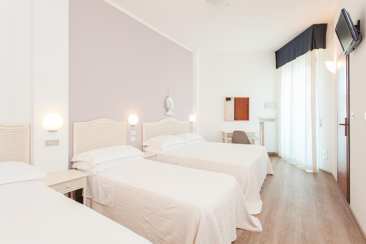 Hotel Roxy & Beach Cesenatico Dış mekan fotoğraf